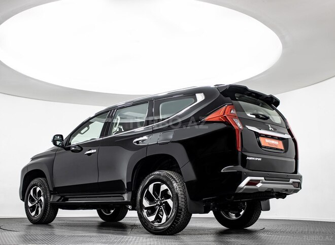 Mitsubishi Pajero Sport-7