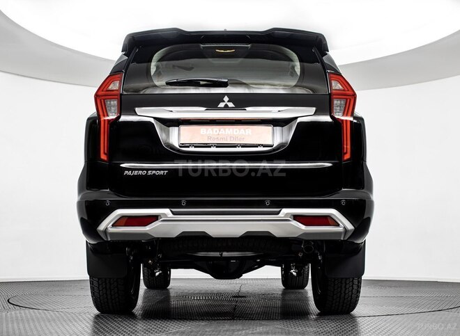 Mitsubishi Pajero Sport-6