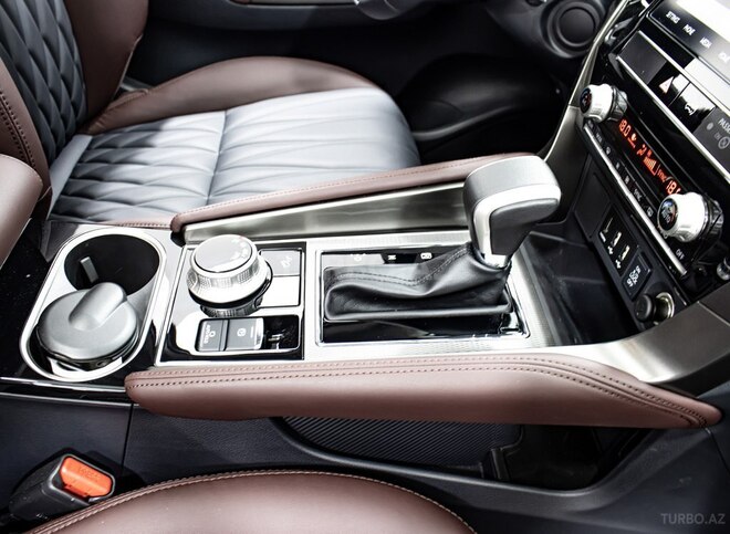 Mitsubishi Pajero Sport-24