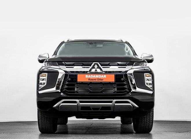 Mitsubishi Pajero Sport-5
