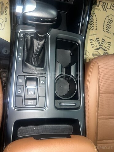 Kia Sorento-13