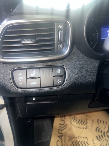 Kia Sorento-14
