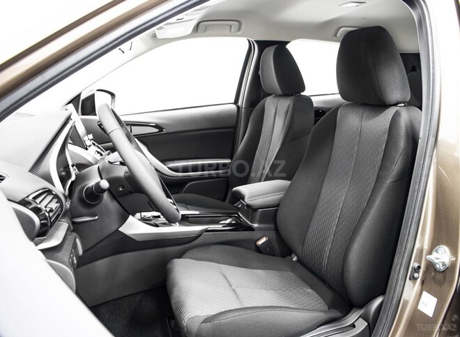 Mitsubishi Eclipse Cross-15