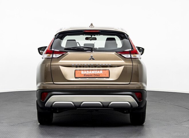 Mitsubishi Eclipse Cross-4