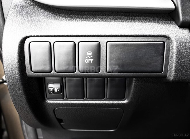 Mitsubishi Eclipse Cross-19