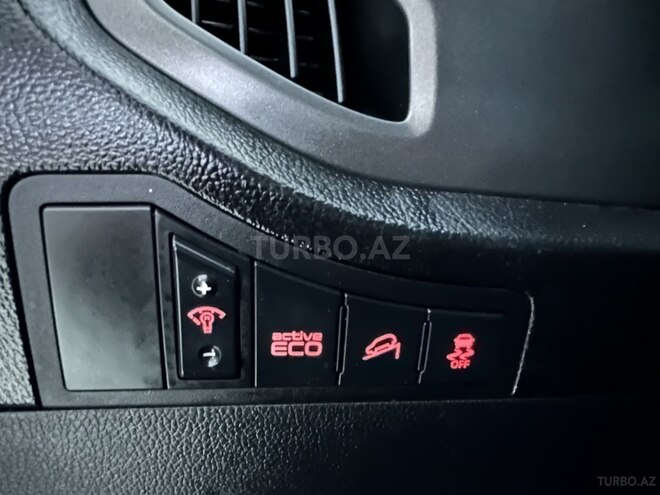 Kia Sportage 2011, 218,000 km - 2.0 l - Bakı