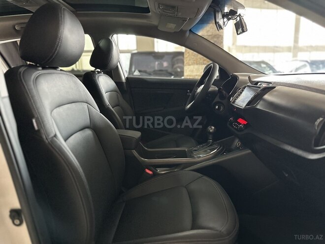 Kia Sportage 2011, 218,000 km - 2.0 l - Bakı