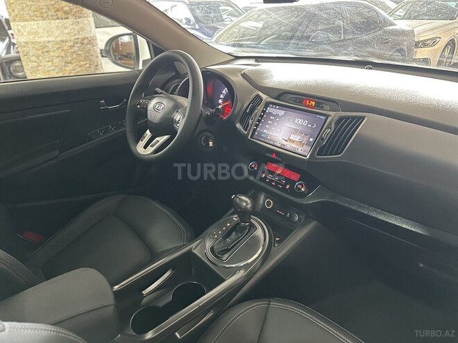 Kia Sportage 2011, 218,000 km - 2.0 l - Bakı