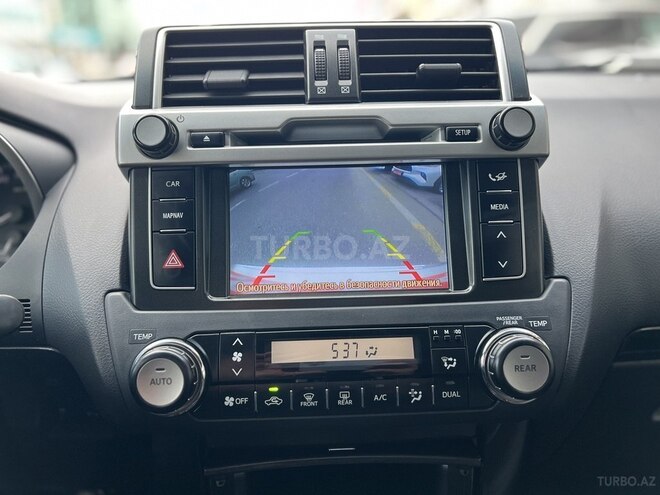 Toyota Land Cruiser Prado-13
