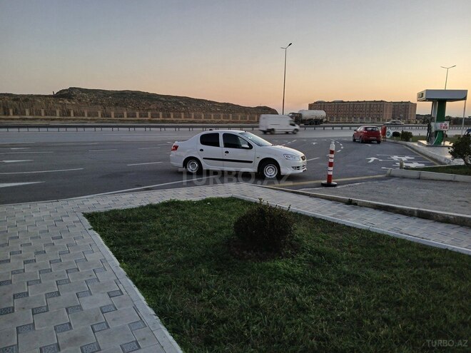 Iran Khodro Runna-12