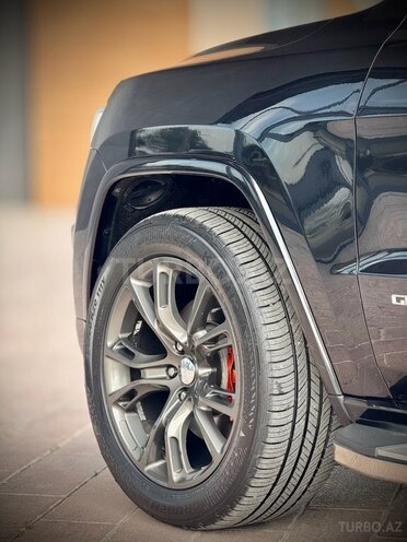 Jeep Grand Cherokee-12