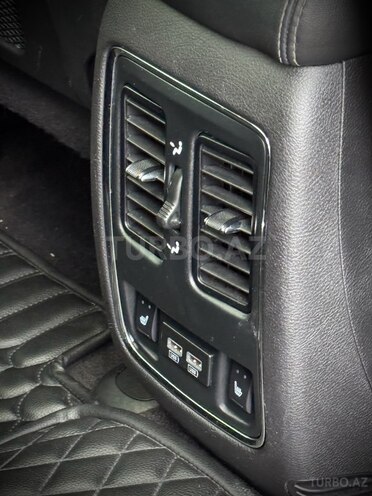 Jeep Grand Cherokee-15