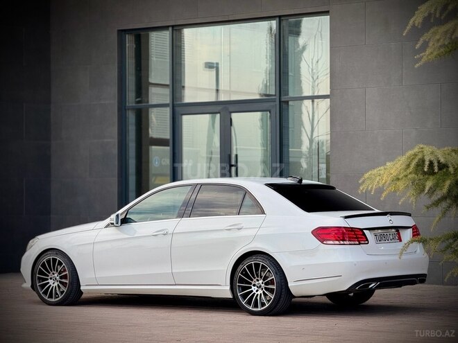 Mercedes E 220 d-16