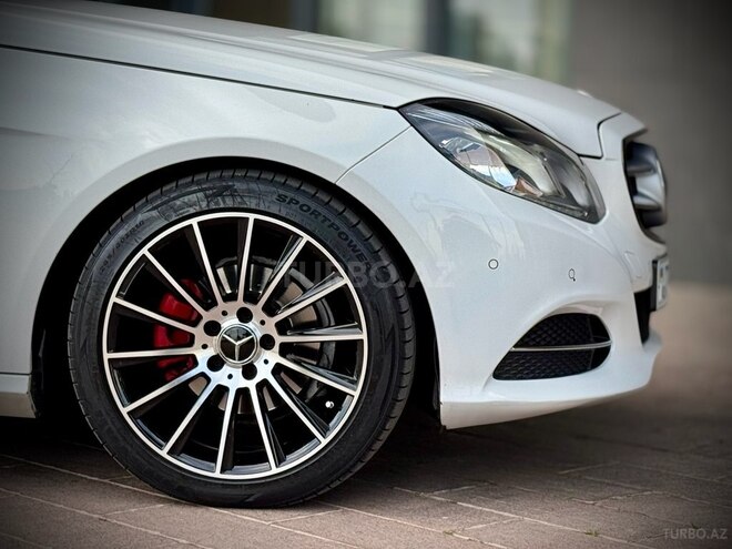 Mercedes E 220 d-2