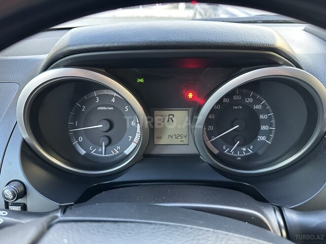 Toyota Land Cruiser Prado-8