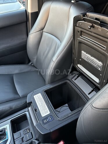 Toyota Land Cruiser Prado-14