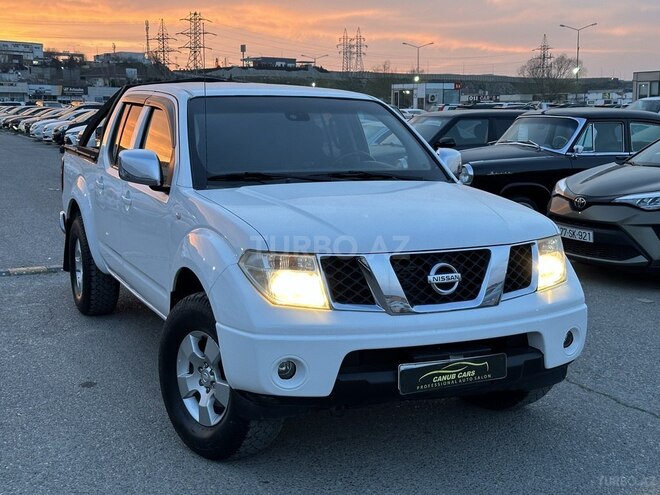 Nissan Navara 2014, 218,000 km - 2.5 l - Bakı