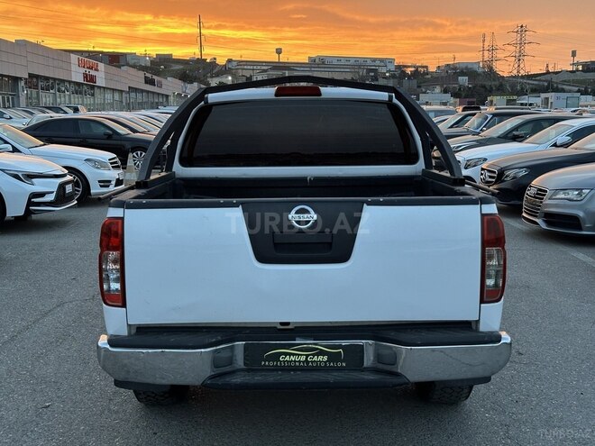 Nissan Navara 2014, 218,000 km - 2.5 l - Bakı
