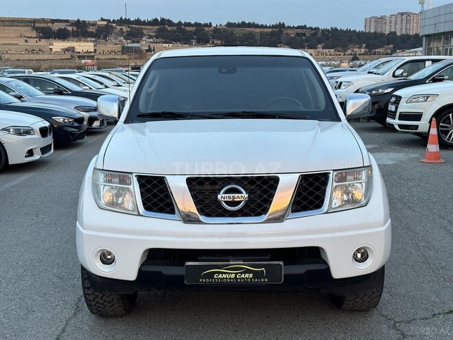 Nissan Navara 2014, 218,000 km - 2.5 l - Bakı