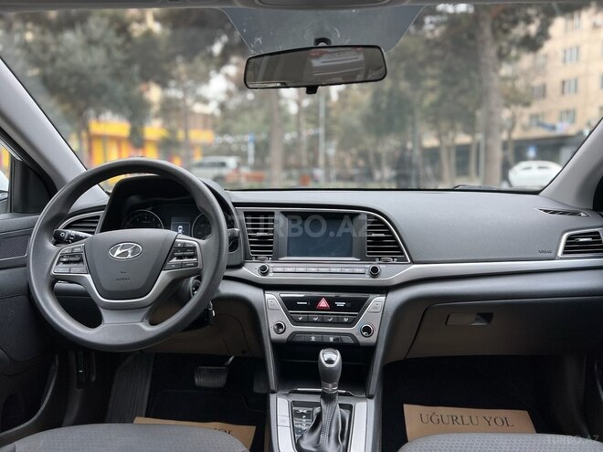 Hyundai Elantra 2018, 54,900 km - 2.0 l - Bakı