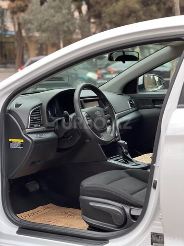 Hyundai Elantra 2018, 54,900 km - 2.0 l - Bakı
