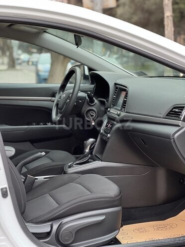 Hyundai Elantra 2018, 54,900 km - 2.0 l - Bakı