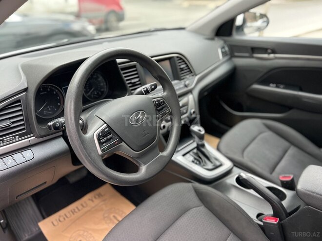 Hyundai Elantra 2018, 54,900 km - 2.0 l - Bakı