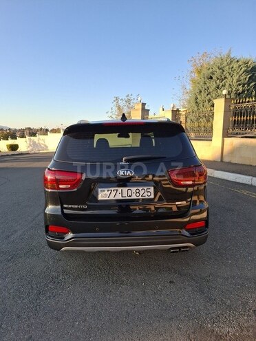 Kia Sorento 2017, 182,000 km - 2.0 l - Göygöl