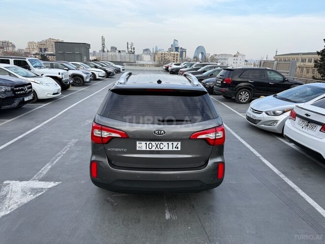 Kia Sorento-10