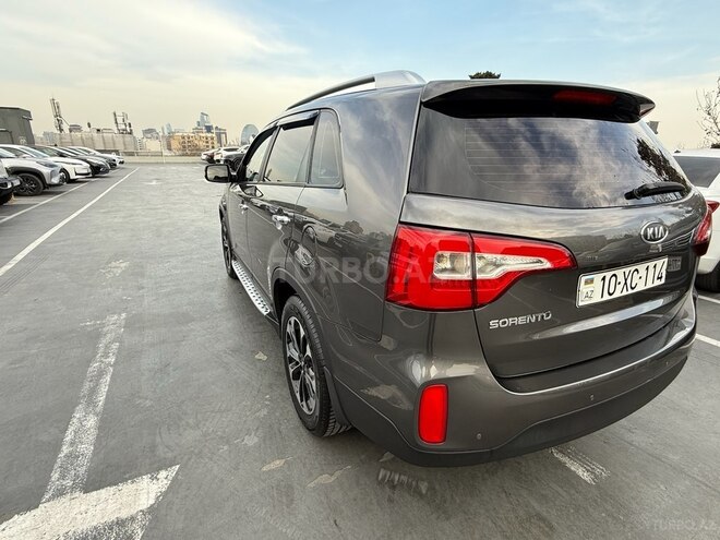 Kia Sorento-7