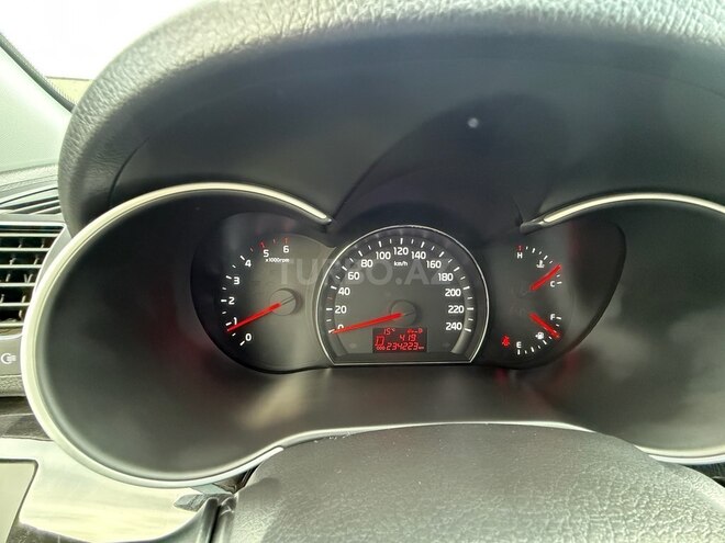 Kia Sorento-19