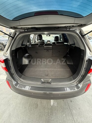 Kia Sorento-18