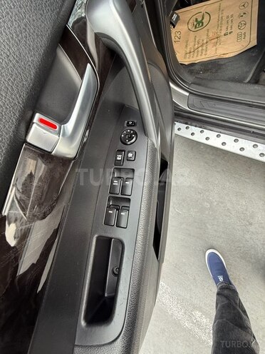 Kia Sorento-17