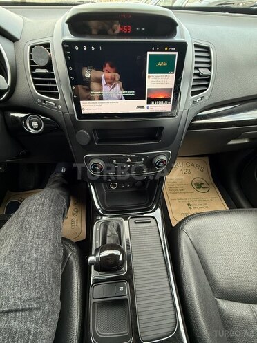 Kia Sorento-14