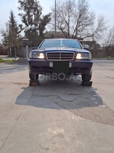Mercedes C 180 1996, 311,470 km - 1.8 l - Sabirabad