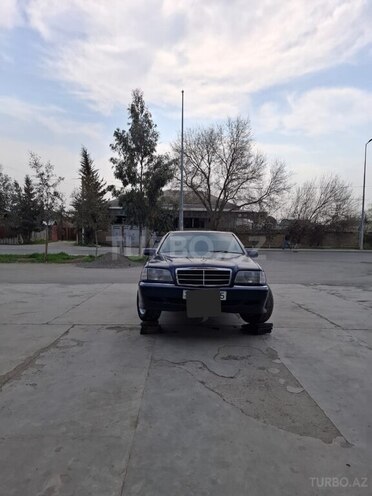 Mercedes C 180 1996, 311,470 km - 1.8 l - Sabirabad