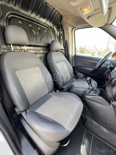 Opel Combo-11