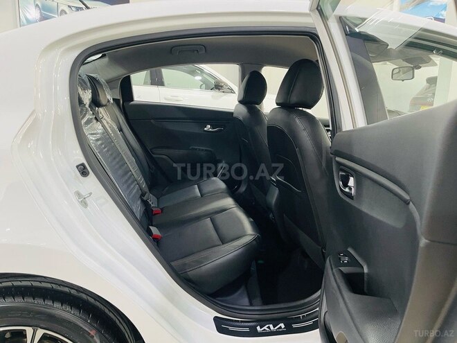 Kia Rio 2021, 18,000 km - 1.6 l - Bakı