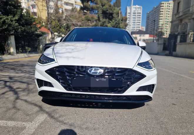 Hyundai Sonata-1