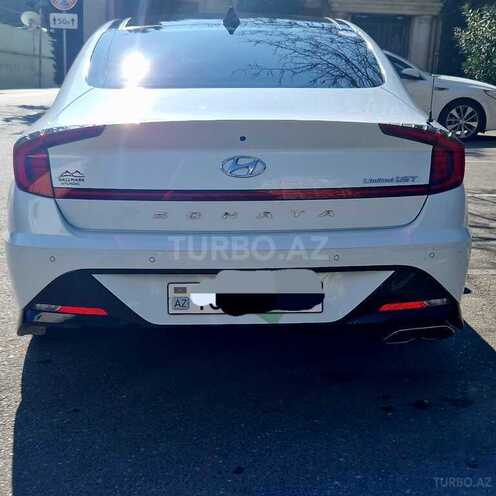 Hyundai Sonata-2