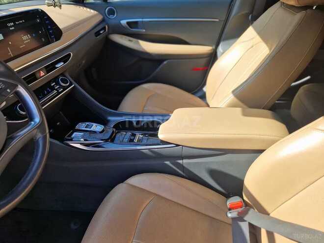 Hyundai Sonata-10