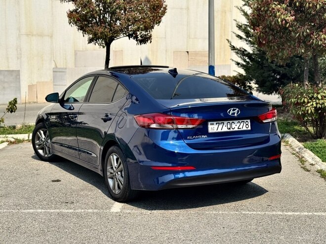 Hyundai Elantra 2018, 85,600 km - 2.0 l - Bakı