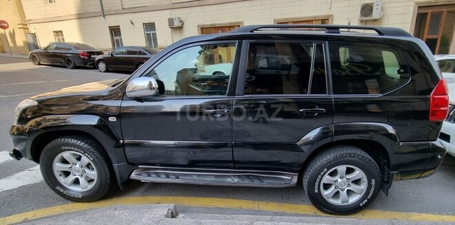 Toyota Land Cruiser Prado-2