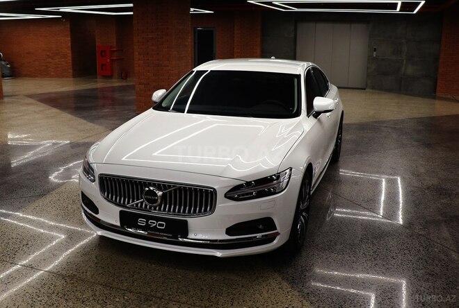 Volvo S90-12