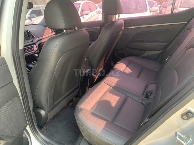 Hyundai Avante 2017, 144,000 km - 1.6 l - Bakı