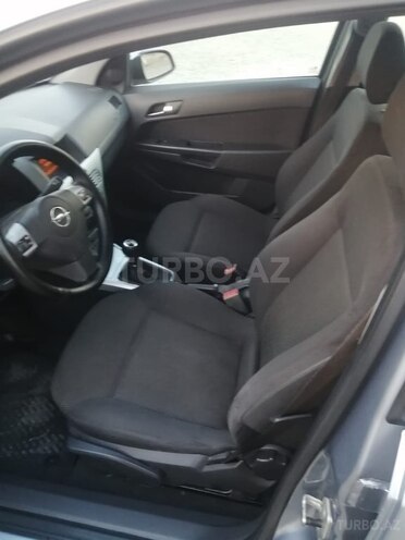 Opel Astra 2009, 257,755 km - 1.4 l - Gəncə
