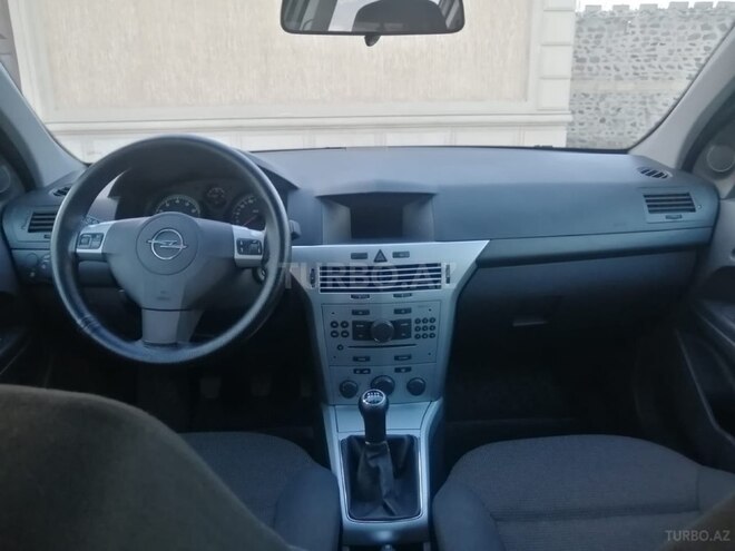 Opel Astra 2009, 257,755 km - 1.4 l - Gəncə