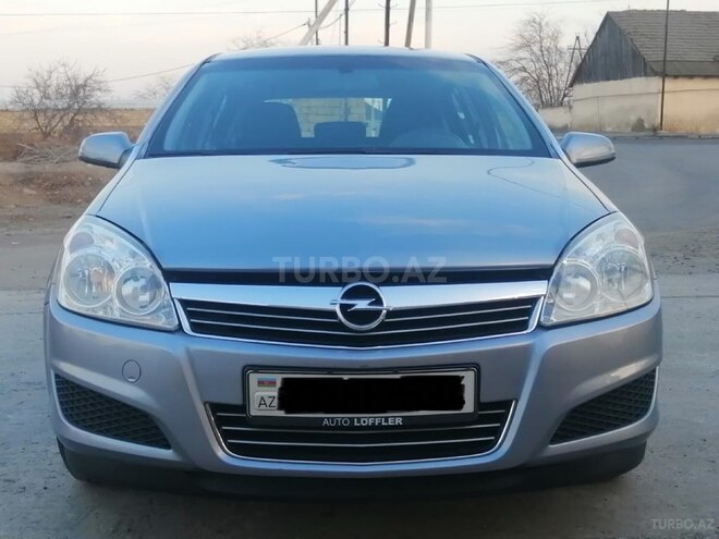 Opel Astra 2009, 257,755 km - 1.4 l - Gəncə