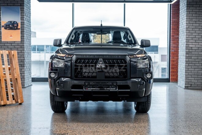 Mitsubishi L200-3