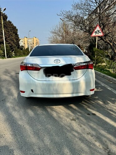 Toyota Corolla 2013, 172,285 km - 1.6 l - Bakı
